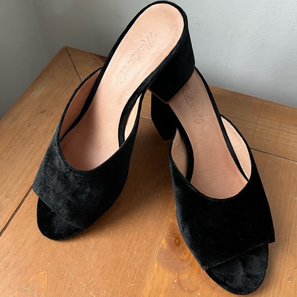 Madewell Women’s Beatriz Trendy Black Velvet Mules Open Toe Block Heel - Picture 9 of 12